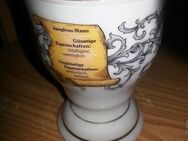 g01) Krug / Becher mit Sternzeichen Jungfrau Porzellan - Garbsen