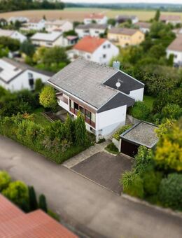 EINFAMILIENHAUS MIT GARAGE IN DONAURIEDEN - Erbach (Baden-Württemberg)