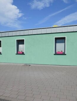 Familienfreundlicher und barrierearmer Bungalow mit Wohlfühlcharakter in Bochum-Harpen (Erbbaupacht) - Bochum