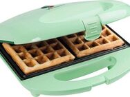 bestron Waffeleisen ASW401 Sweet Dreams, 700 W, mit Antihaftbeschichtung, Retro Design, für Belgische Waffeln