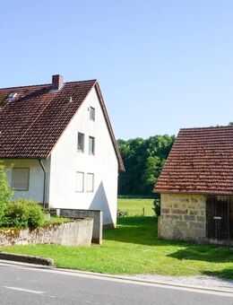 Viel Platz & direkt an der Natur - Wohnhaus mit kleiner Scheune und Garage in Hollfeld OT - Hollfeld