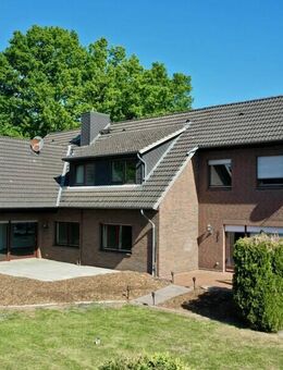 Vielseitig nutzbares Zweifamilienhaus inklusive Einliegerwohnung - Vierden