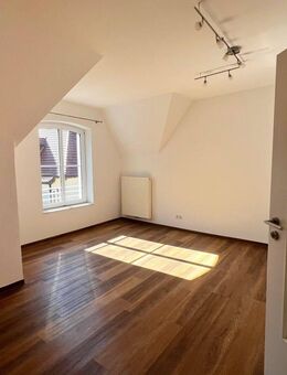 Dachgeschosswohnung im Zentrum von Borken - Borken