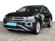 VW T-Roc, 1.5 TSI Style Dig, Jahr 2023 - Hannover