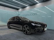 Volvo V90, R Design, Jahr 2022 - München