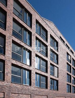 + Strahlende Lebensqualität - Lichtdurchflutete Wohnung mit Balkon und Loggia + - Hamburg