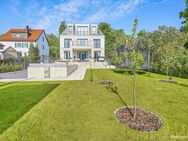 BAUGRUNDSTÜCK MIT BAUGENEHMIGUNG FÜR EINE MODERNE EINFAMILIENVILLA IN TOPLAGE VON ZEHLENDORF - Berlin