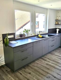 Traumwohnung Hochwertige Ausstattung 3,5-Zimmer-DG-Wohnung - Fellbach