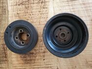 Gebrauchte, zweiteilige Riemenscheibe auf Kurbelwelle von VW Corrado/Passat/Golf G60 (PX-Motor), VW: 037105255, Versand gegen Aufpreis möglich, 40 € - Unterleinleiter