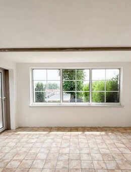 Familienfreundliches Reihenhaus mit Garten, Wintergarten & Garage in ruhiger Lage von Kitzscher - Kitzscher