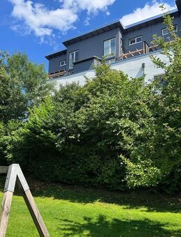 3-Zimmer-Wohnung inkl. Außenstellplatz mitten im Grünen in energetisch saniertem Haus in Hamburg - Bramfeld - Hamburg