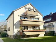 Gemütliche 3 ½-Zimmer-Wohnung in Stammheim mit großem Hobbyraum, Balkon, Garage und Stellplatz - Stuttgart