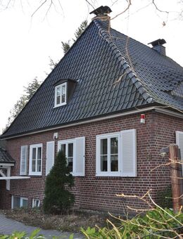 Rotklinker Villa im Landhausstil - Hamburg