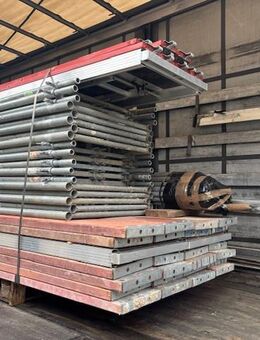 gebraucht Gerüst für ca. 160m2 Arbeitsfläche Länge 24m x Arbeitshöhe 6,60m / 160m2 Arbeitsfläche Tel: 0151 - 41 84 84 82 -- Lieferung / Abholung möglich - Alperstedt