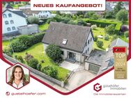 Solide und großzügig! Freistehender Familientraum mit Terrasse, großem Garten u. Garage in Kirchheim - Euskirchen