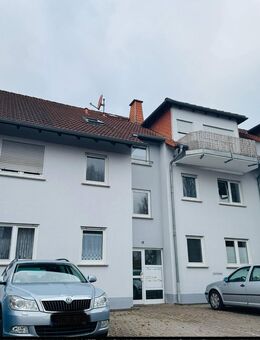 Ihre Investition in Gotha-Boilstädt: Vermietete, gut gepflegte Dachwohnung mit Balkon und Parkplatz - Gotha