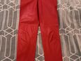 Leder Hose rot Gr. S in 15806