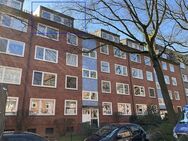 Gut geschnittene, vermietete 2 Zimmer DG Wohnung, ca. 53,30 m², in HH Winterhude - Hamburg