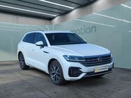 VW Touareg, 3.0 TDI R-Line, Jahr 2022 - München