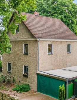 Keller, Einbauküche, Kamin, großer Garten u.v.m.: Saniertes Einfamilienhaus am Wald in Strausberg - Strausberg