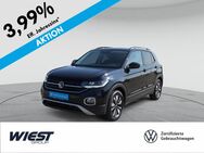 VW T-Cross, 1.0 TSI Move, Jahr 2023 - Darmstadt