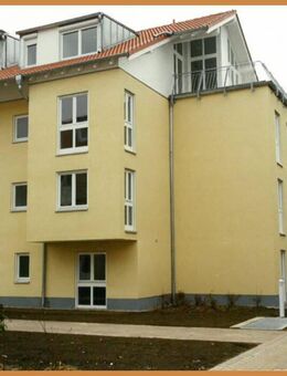 Exklusives Dachgeschoss-Penthouse -lichtdurchflutet, großzügig und mit traumhafter Dachterrasse ! - Gotha