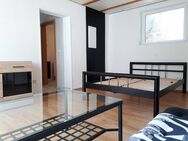 Lichtdurchflutetes Apartment mit Einbauküche, Freisitz, eig. Eingang im beliebten Weinanbauort! - Weisenheim (Berg)