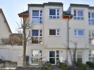 Moderne Doppelhaushälfte mit 5,5 Zimmern und Garage und Terrasse - Heimsheim
