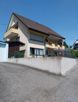 Einmalige Gelegenheit in Hilzingen - Verkauf einer 3 Zimmerwohnung mit der Option noch eine Hälfte einer Einliegerwohnung zu erwerben - Hilzingen
