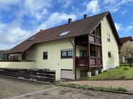 Großzügiges 2-Familienhaus mit ELW und Doppelgarage in schöner Wohnlage von Mandelbachtal-Ormesheim - Mandelbachtal