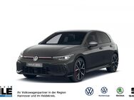 VW Golf, 2.0 TSI GTI OPF Estoril, Jahr 2022 - Walsrode