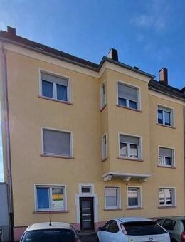 +++Stadtzentrum: Attraktives, gepflegtes 4-Familienhaus mit Südbalkonen, Südgarten und Ausbaureserve in bester Wohnlage+++ - Pirmasens