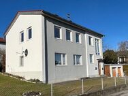 Gepflegtes, solides Zweifamilienhaus mit schönem Grundstück ruhig gelegen nahe Stadtplatz von Neumarkt St.Veit - Neumarkt-Sankt Veit