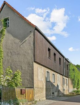 Nossen - Innerstädtisch gelegenes Einfamilienhaus mit Gestaltungspotential und großem Grundstück - Nossen
