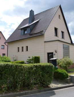 Charmantes Einfamilienhaus in ruhiger Wohnlage - Neustadt (Coburg)