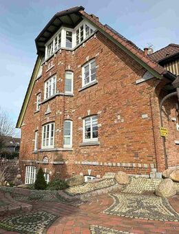 Repräsentatives und renditestarkes Mehrfamilienhaus im Herzen von Holm - Holm (Landkreis Pinneberg)