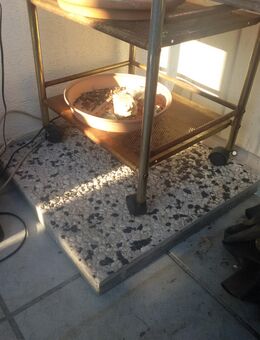 Gehwegplatte als Standgewicht für Flachdach Solar Anlage Antennen - Rodgau