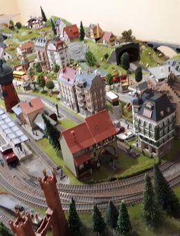 Modell Eisenbahnanlage Spur H0 221 x 120 cm und Anbau 180 x120 cm Fleischmannschienen Profi Line - Gangelt