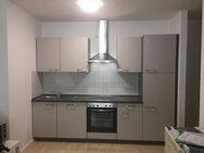Frei ab 1.5.25 - Offene Küche inkl EBK + Möbel ! / Bad mit Fenster + Wanne u.v.m. - Chemnitz