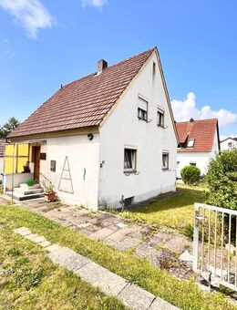 Abriss oder einmal alles neu! Einfamilienhaus mit Nebengebäude in Neumarkt-Wolfstein - Neumarkt (Oberpfalz)
