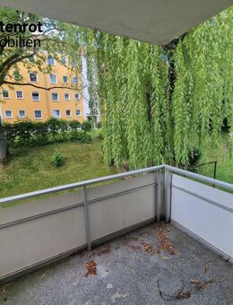 Zeitz- attraktive 3 Zimmerwohnung mit Balkon in ruhiger Wohnsiedlung - Zeitz