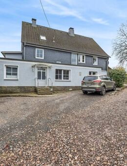 Gepflegte Doppelhaushälfte mit weitläufigem Grundstück in Lindlar - Lindlar