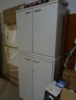 Schränkchen St.-2- stapelbar in weiß -ohne Inhalt- kostenlos zum Abholen Raum Bonn - Bonn