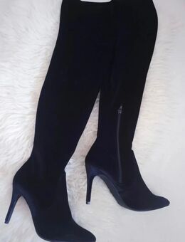 Samt Stiefel Oberknees, neuwertig - München