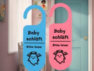 Türschild "Baby Schläft" Türklinke in Blau oder Pink / Babyschild - Wegberg Zentrum