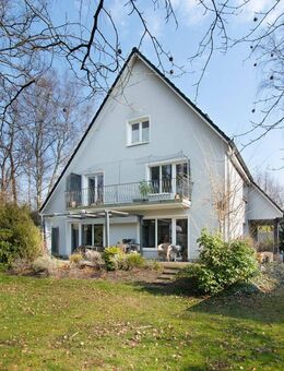 Attraktives Mehrfamilienhaus in Wellingsbüttel - Gepflegtes Objekt mit Entwicklungspotential - Hamburg