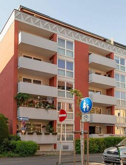 Leben mit Aussicht – lichtdurchflutete 3-Zimmer-Wohnung über der Altstadt mit Südwest-Balkon - Ingolstadt