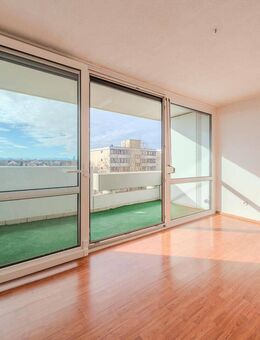 * 1 Zimmer-Wohnung in Unterhaching mit wunderschönem Ausblick * - Unterhaching