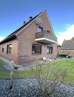 Saniertes Haus mit EBK, Photovoltaikanlage und 2 Garagen! - Wittmund