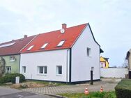 TOP NEU Saniertes Einfamilienhaus mit Garagen, Lagerhalle und einer ehemaligen Gaststätte als Hobby - Torgau